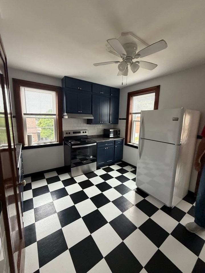 5191 Rosa Ave 2nd Fl - Photo 5 of 9