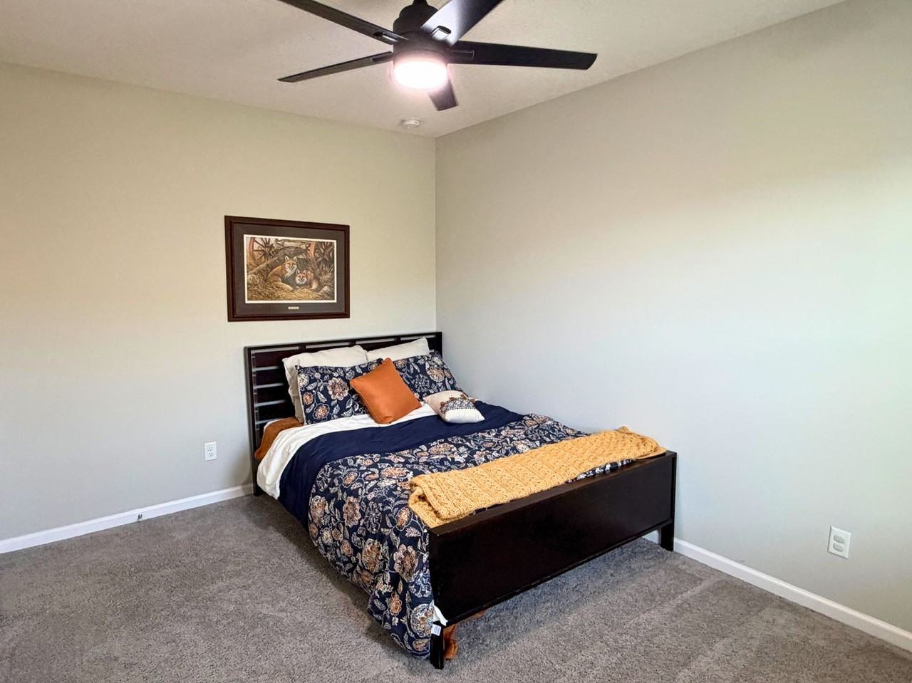 107 College St - Photo 3 of 39