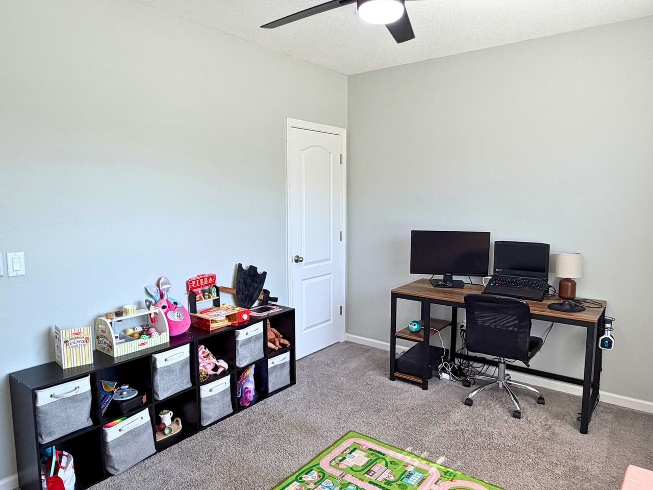 107 College St - Photo 7 of 39