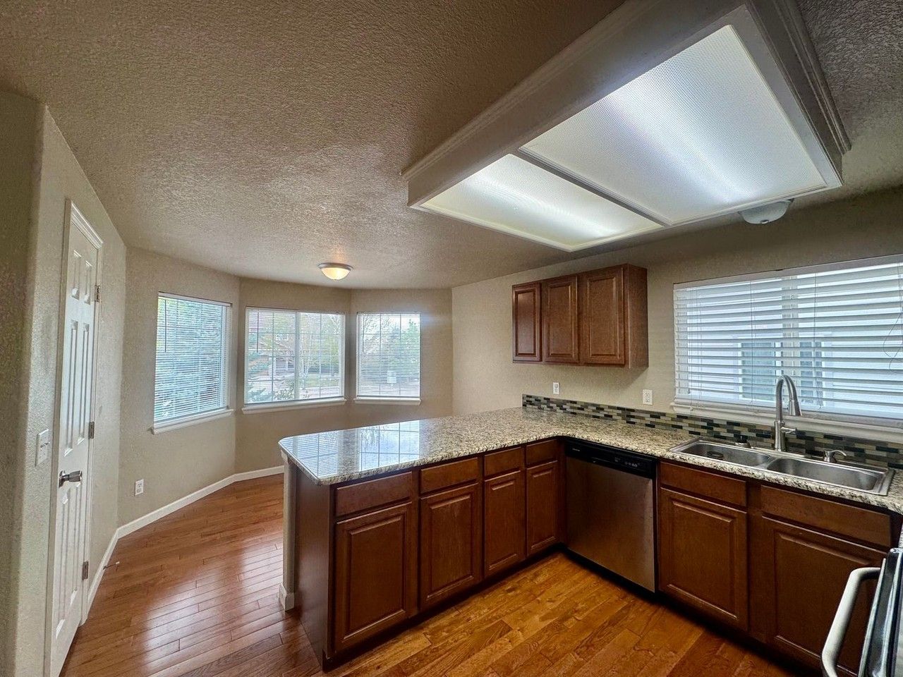 5720 Huerfano Dr - Photo 7 of 41