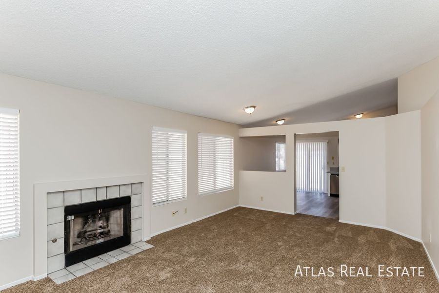 5218 Coral Vine Way - Photo 4 of 19