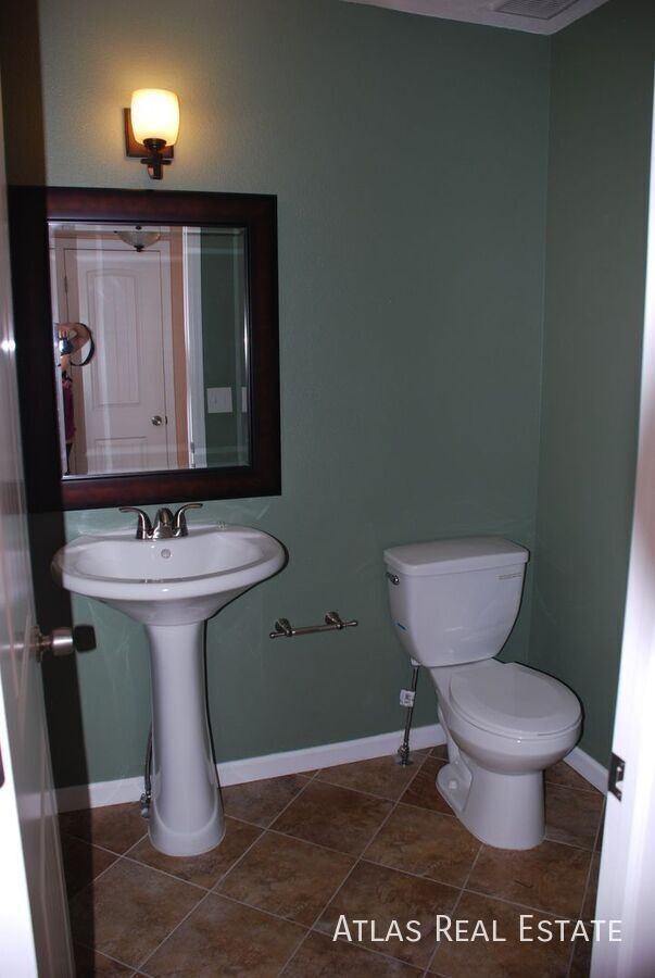 10694 E Asbury Ave #107 - Photo 7 of 18