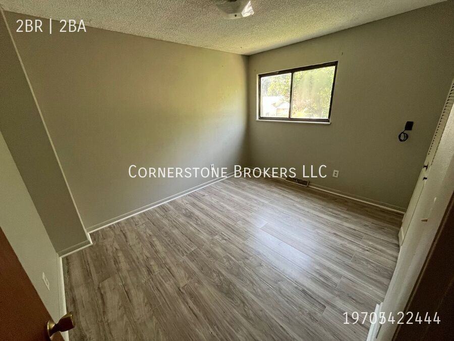 726 Lincoln St - Photo 2 of 9