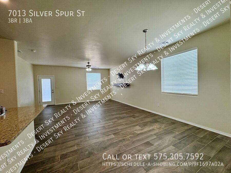 7013 Silver Spur St - Photo 7 of 36