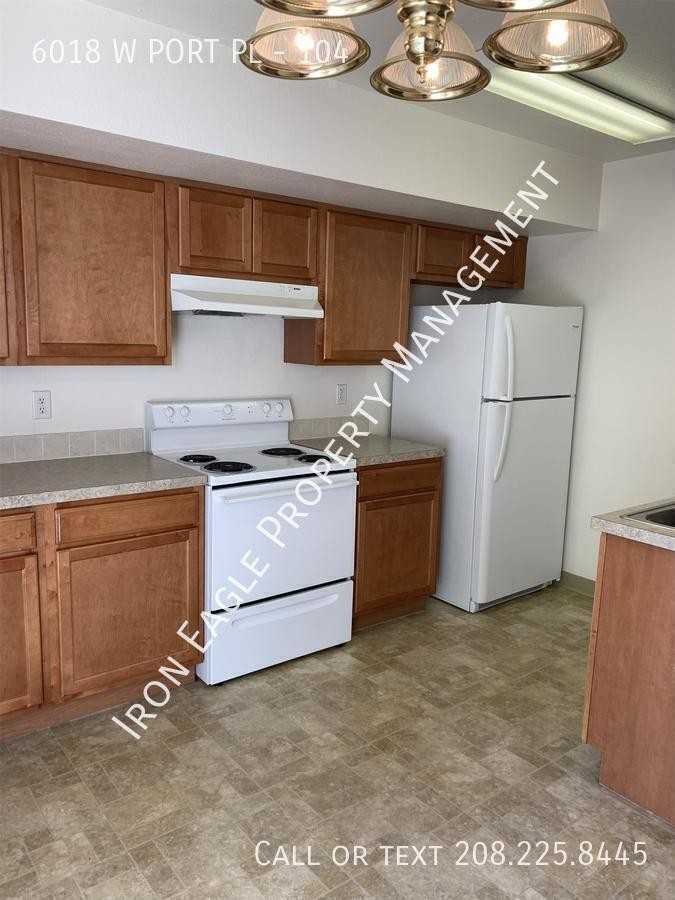 6018 W Port Ln #104 - Photo 2 of 8