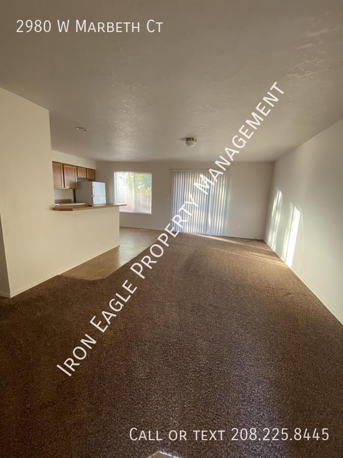 2980 W Marbeth Ct - Photo 4 of 11
