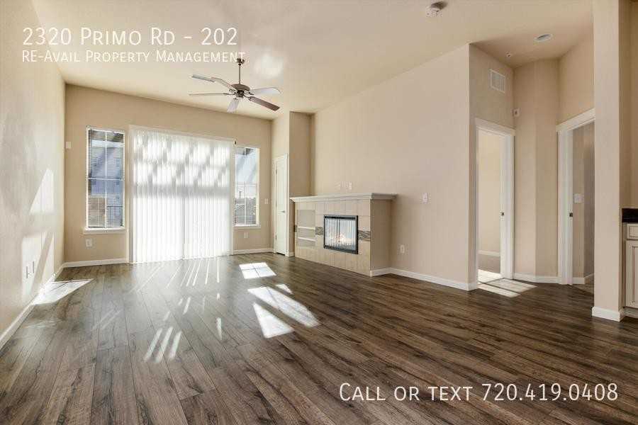2320 Primo Rd #202 - Photo 5 of 31