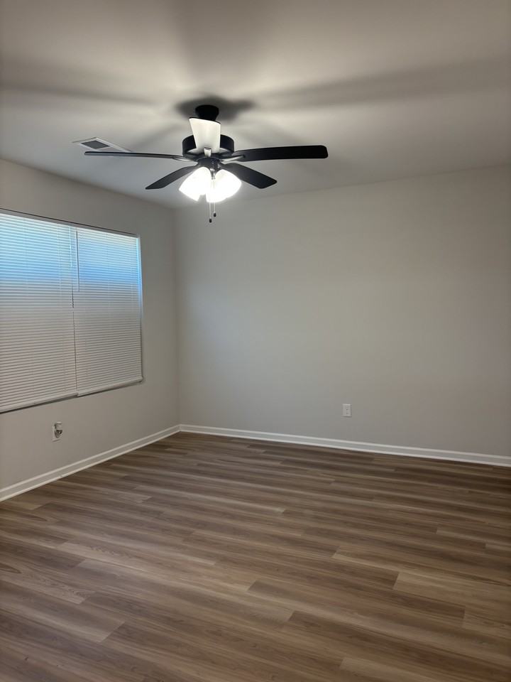 457 Fernhill Cv #1 - Photo 6 of 20