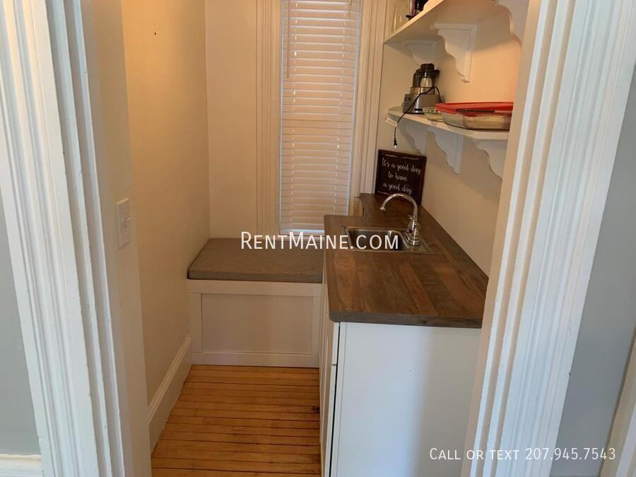 88 Norfolk St #1 - Photo 5 of 25