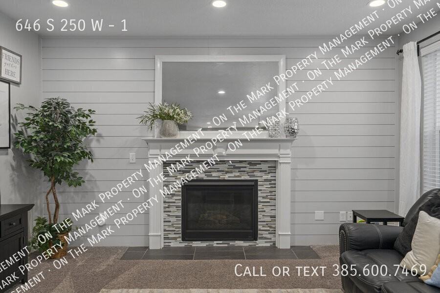 646 S 250 W #1 - Photo 7 of 41