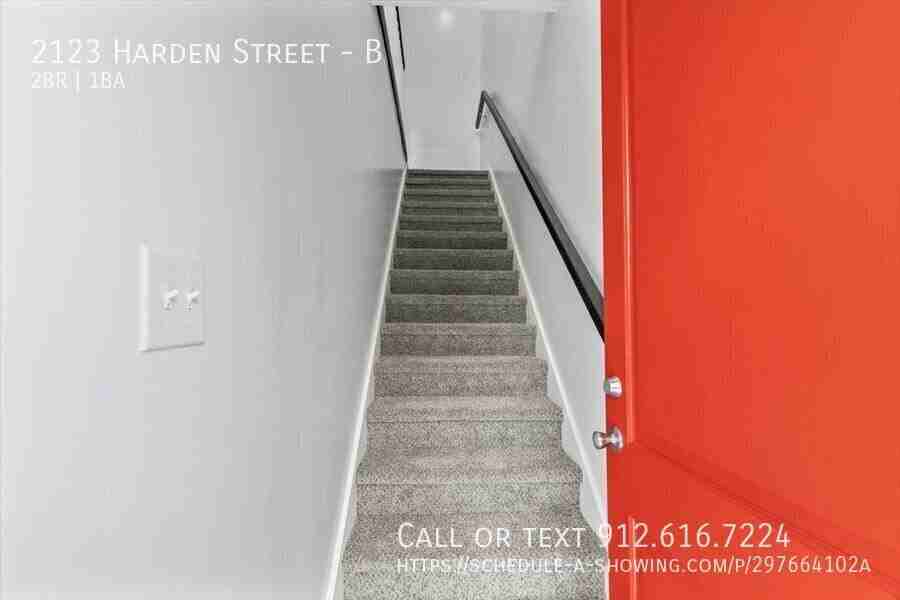 2123 Harden St #B - Photo 5 of 26