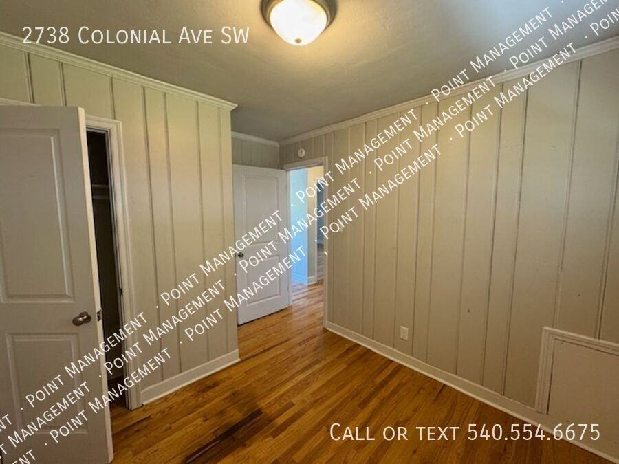 2738 Colonial Ave Sw - Photo 7 of 9