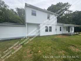 1922 Catawba St Se - Photo 1 of 1