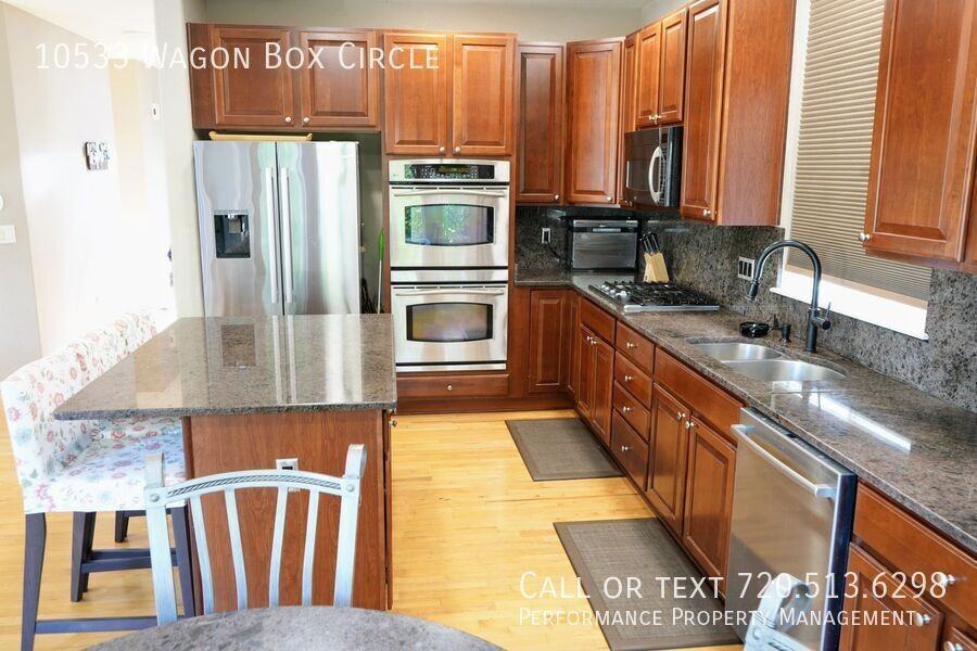 10533 Wagon Box Cir - Photo 5 of 28