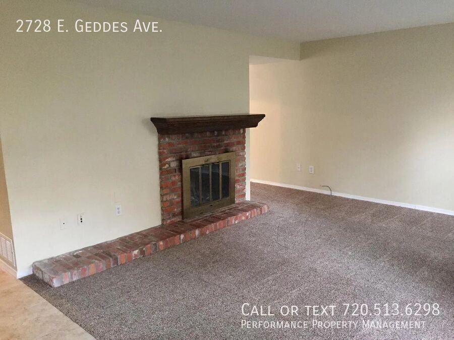 2728 E Geddes Ave - Photo 7 of 11