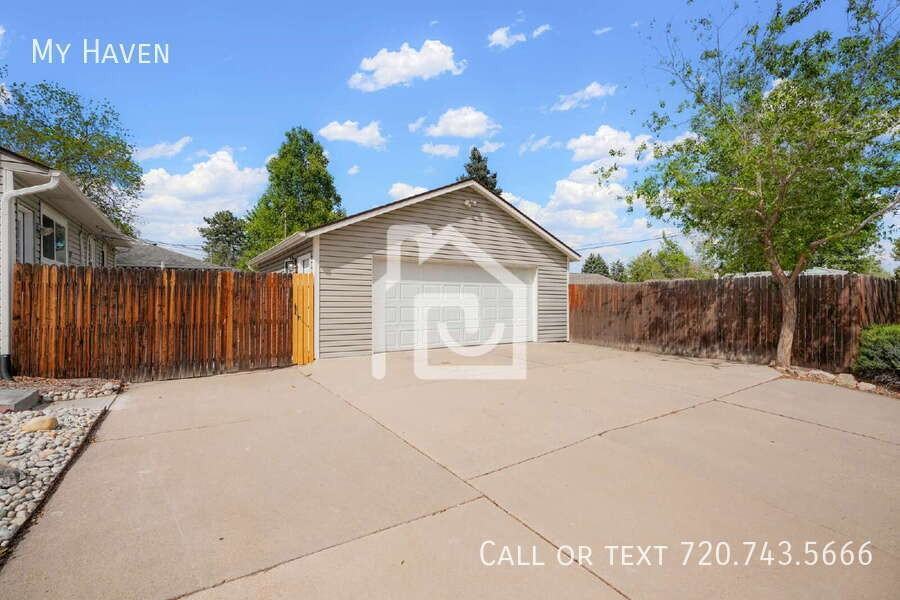1700 Willow St - Photo 3 of 27