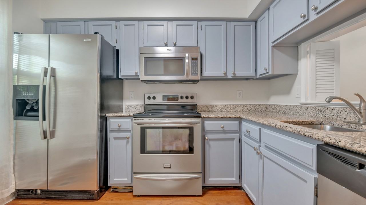 6505 Brick Hearth Ct - Photo 5 of 20