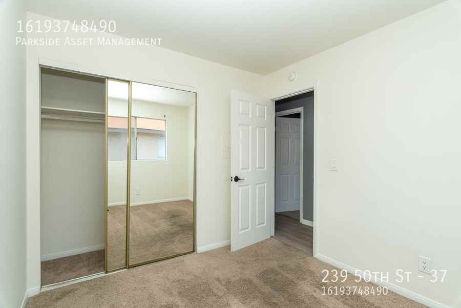 239 50th St #37 - Photo 5 of 20