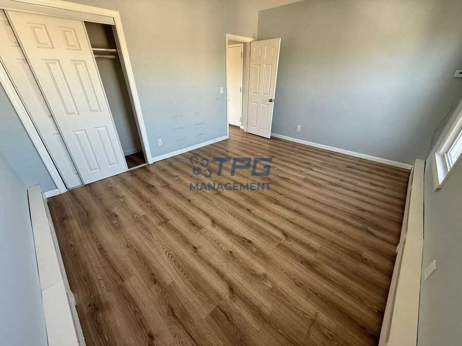42 Lester St #5 - Photo 4 of 6