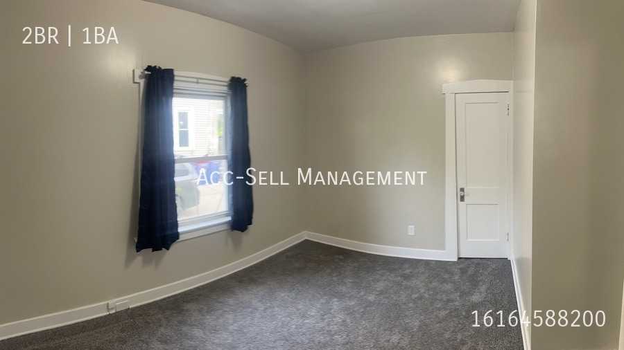235 Page St Ne #235 - Photo 5 of 10