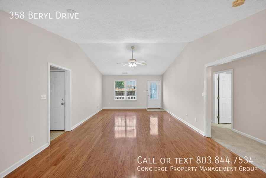 358 Beryl Dr - Photo 4 of 20