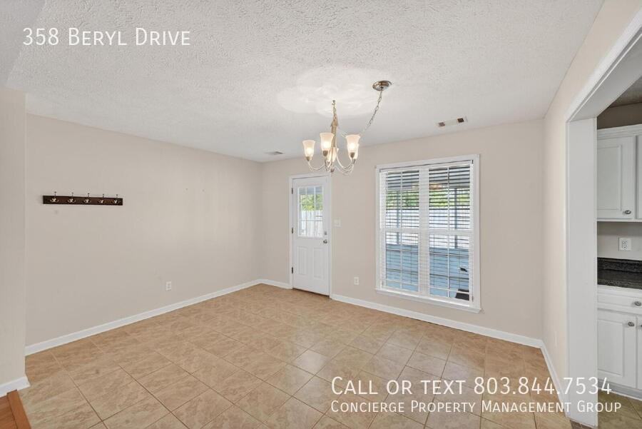 358 Beryl Dr - Photo 5 of 20