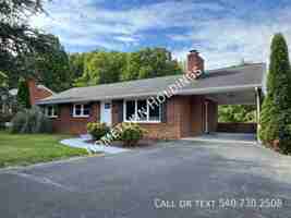 featured image of 2641 Parkview Dr