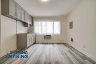 15939 Vanowen St #11B - Photo 1 of 1