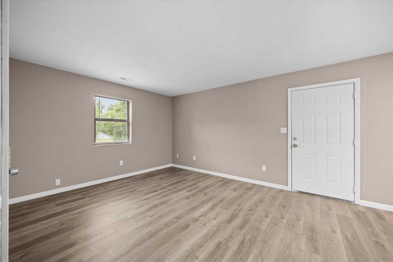 443 M St #2 - Photo 6 of 12