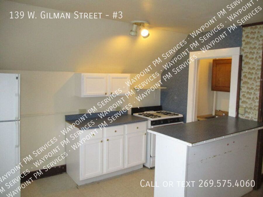 139 W Gilman St #3 - Photo 3 of 10