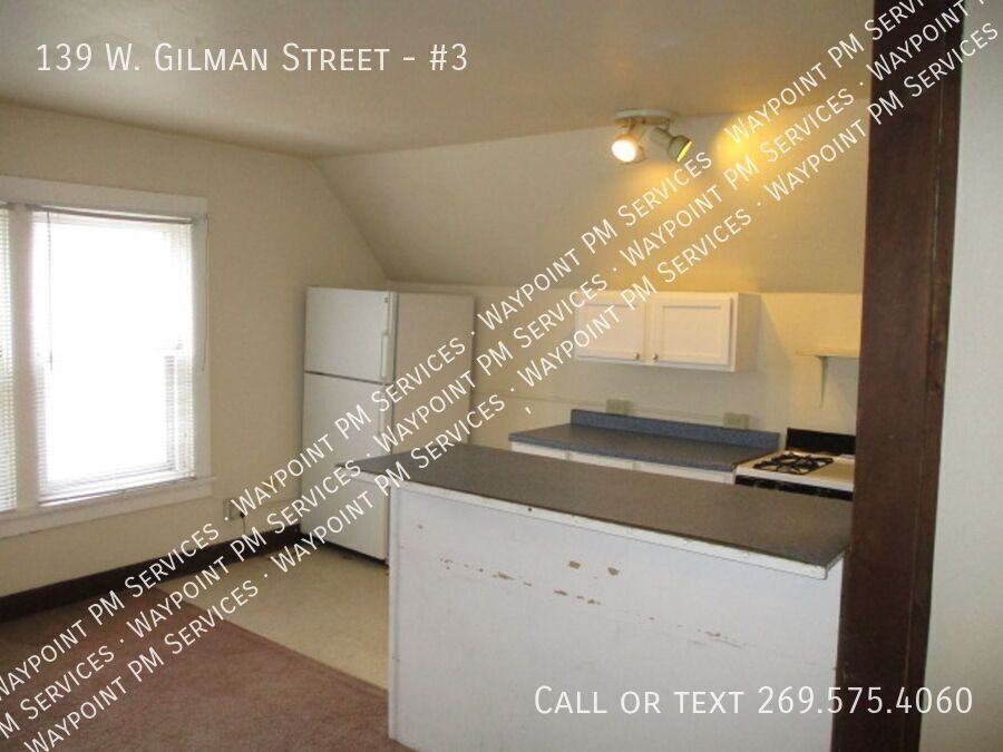 139 W Gilman St #3 - Photo 4 of 10