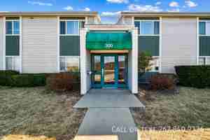 featured image of 200 College Park Dr #210