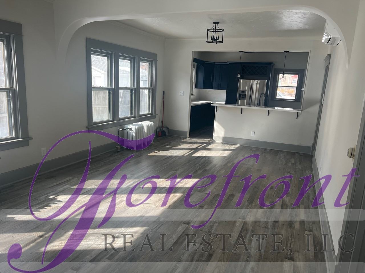 232 S Kenwood St #1 - Photo 2 of 14