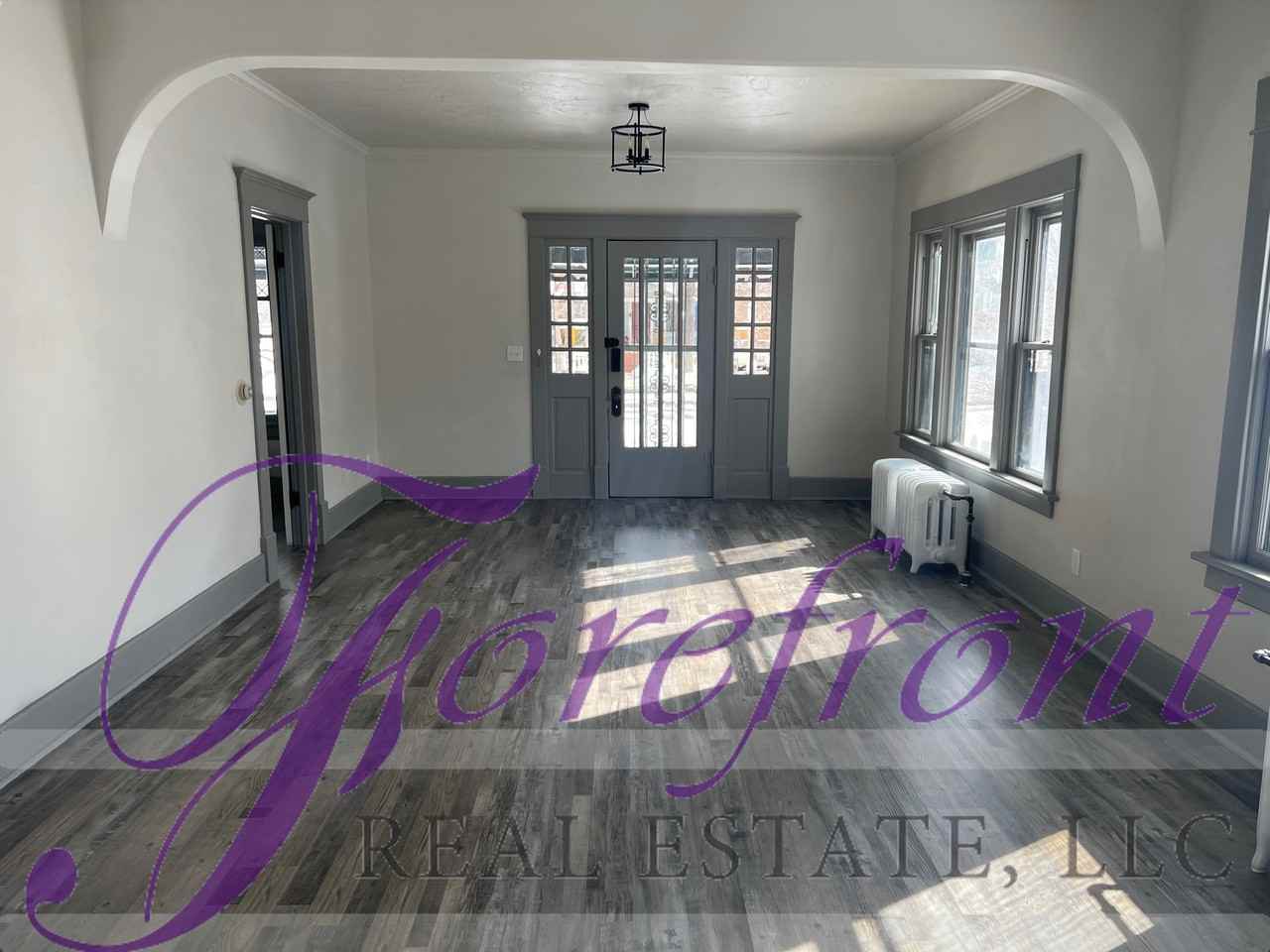 232 S Kenwood St #1 - Photo 3 of 14