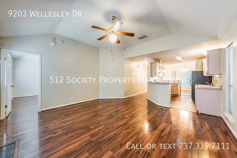 9203 Wellesley Dr - Photo 3 of 22