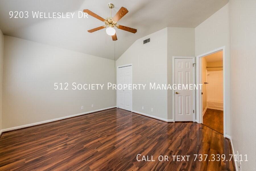 9203 Wellesley Dr - Photo 4 of 22