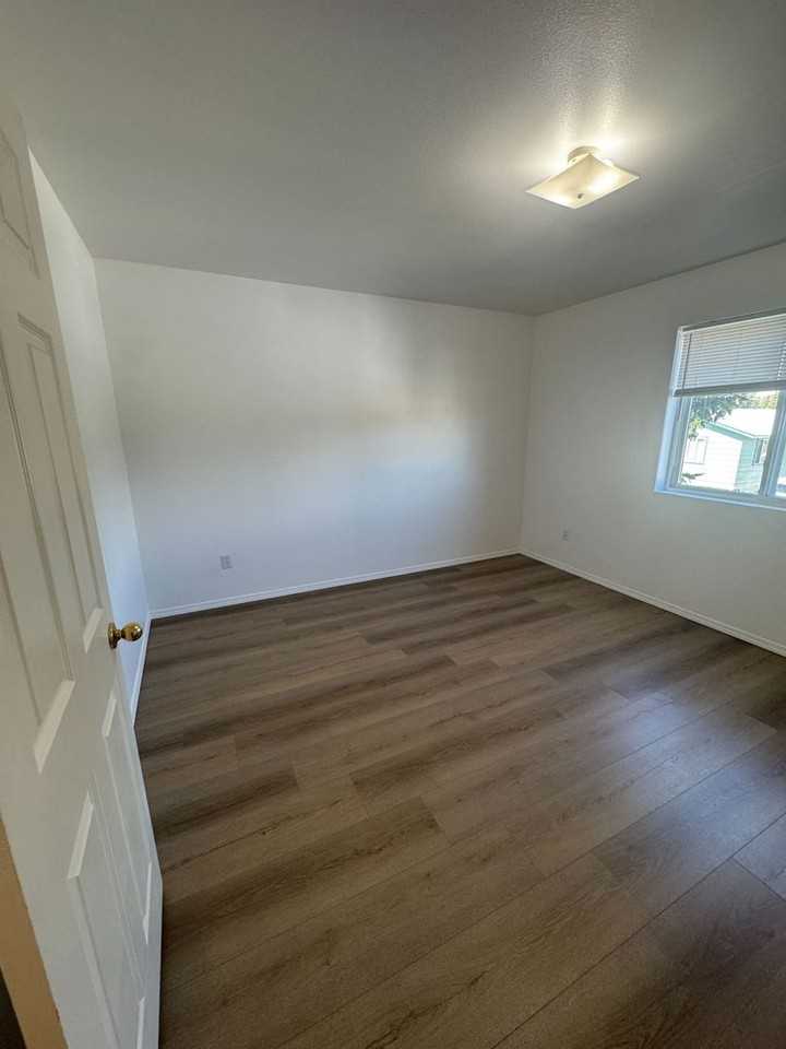 3 Martha Rd #D - Photo 3 of 10