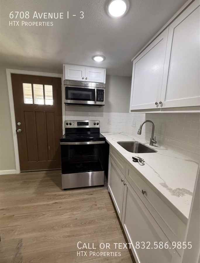 6708 Avenue I #3 - Photo 4 of 9