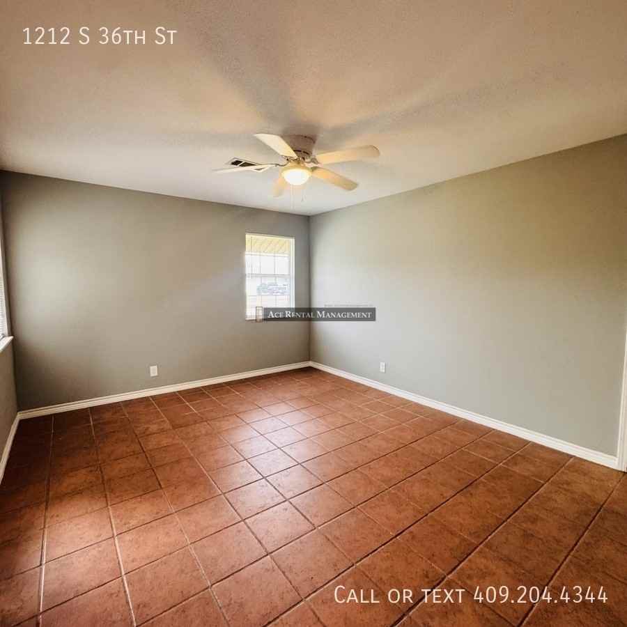 1212 S 36th St - Photo 2 of 18