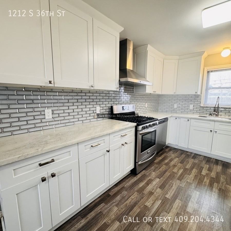 1212 S 36th St - Photo 5 of 18