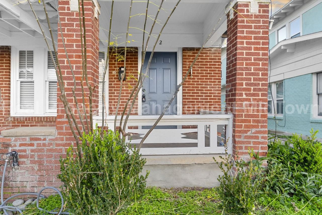 813 May St #2 - Photo 4 of 25