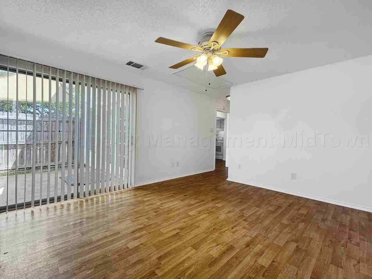 536 Guerin Dr - Photo 4 of 19