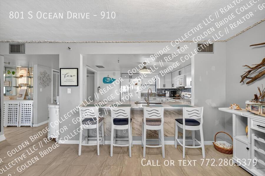 801 S Ocean Dr #910 - Photo 3 of 10