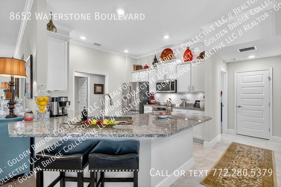 8652 Waterstone Blvd - Photo 2 of 13