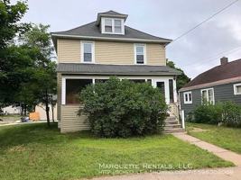 featured image of 426 Summit St #1