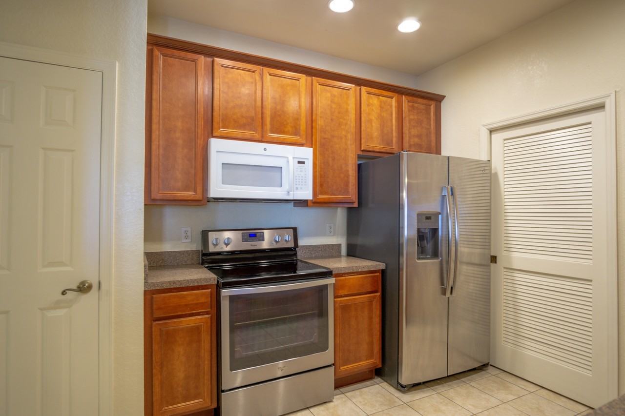 3025 Greystone LoopUnit 202 #1 - Photo 7 of 20