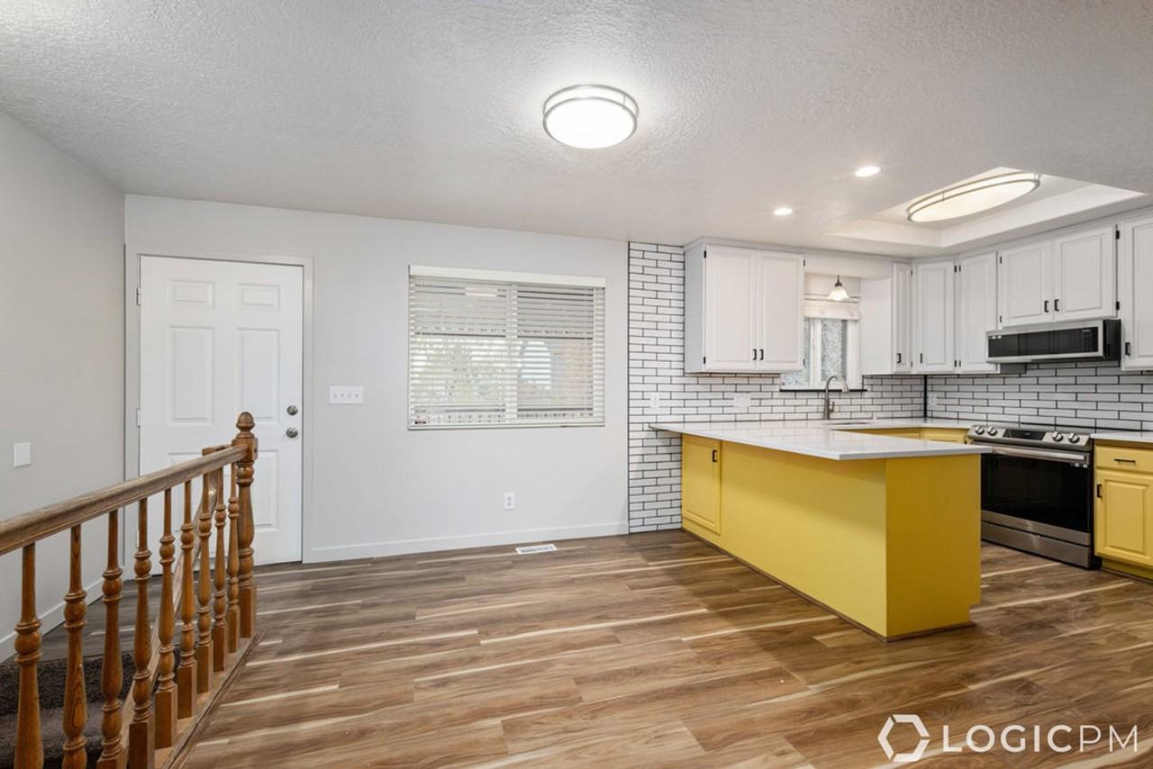 10328 S Countrywood Dr - Photo 6 of 25