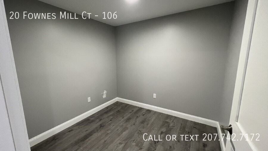 20 Fownes Mill Ct #106 - Photo 4 of 33