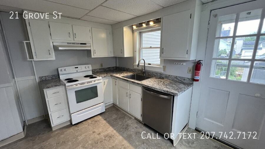 21 Grove St - Photo 5 of 15