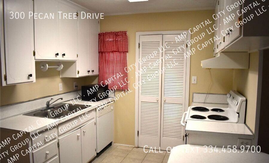 300 Pecan Tree Dr - Photo 7 of 20